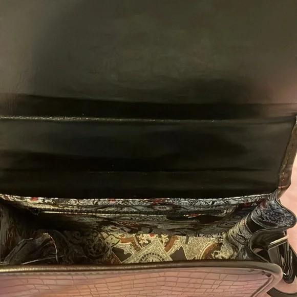 Crossbody bag - Picture 12 of 16